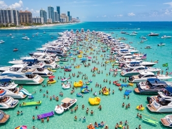 Sandbar Culture: Why Miami’s Locals Are Obsessed with a Sandbank in the Middle of the Bay image