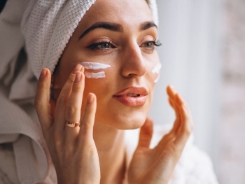 Hyperpigmentation Solutions: How Korean Skincare Tackles Dark Spots Naturally image